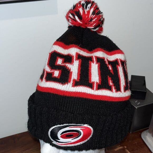 Carolina Hurricanes NHL FaceOff Reebok 2010 Helsinki Finland Beanie Knit Cap Hat - Picture 2 of 7